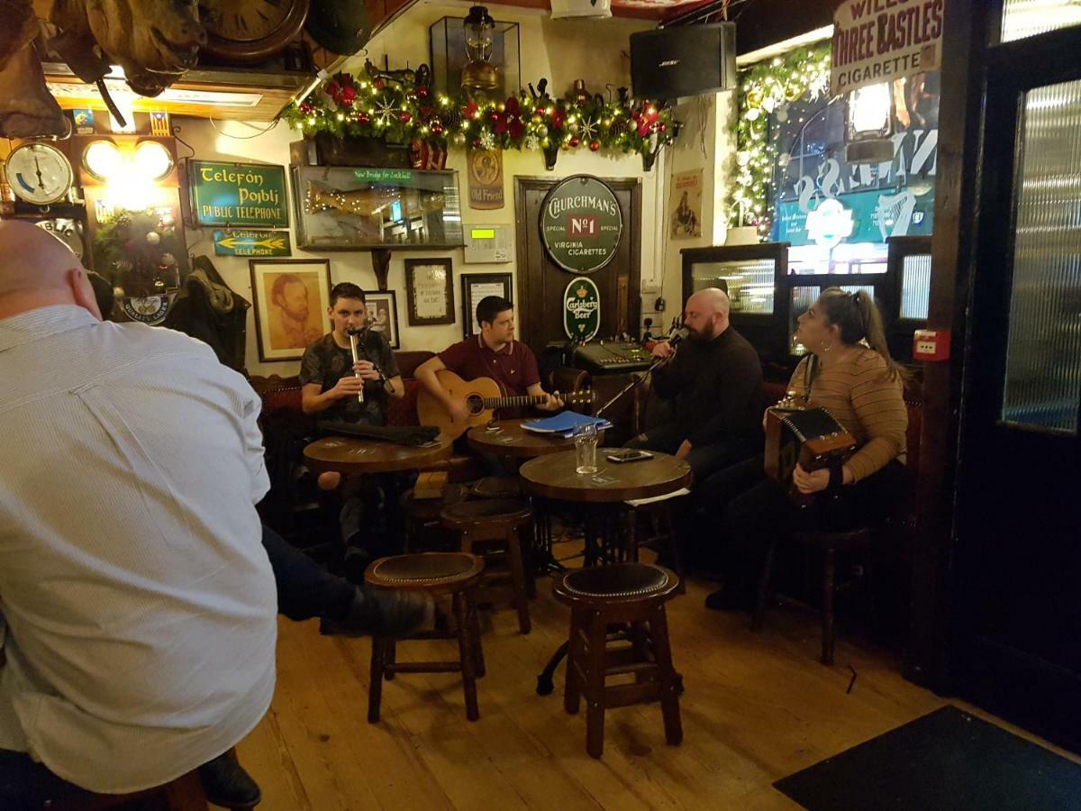 Legenderry B&B Dış mekan fotoğraf